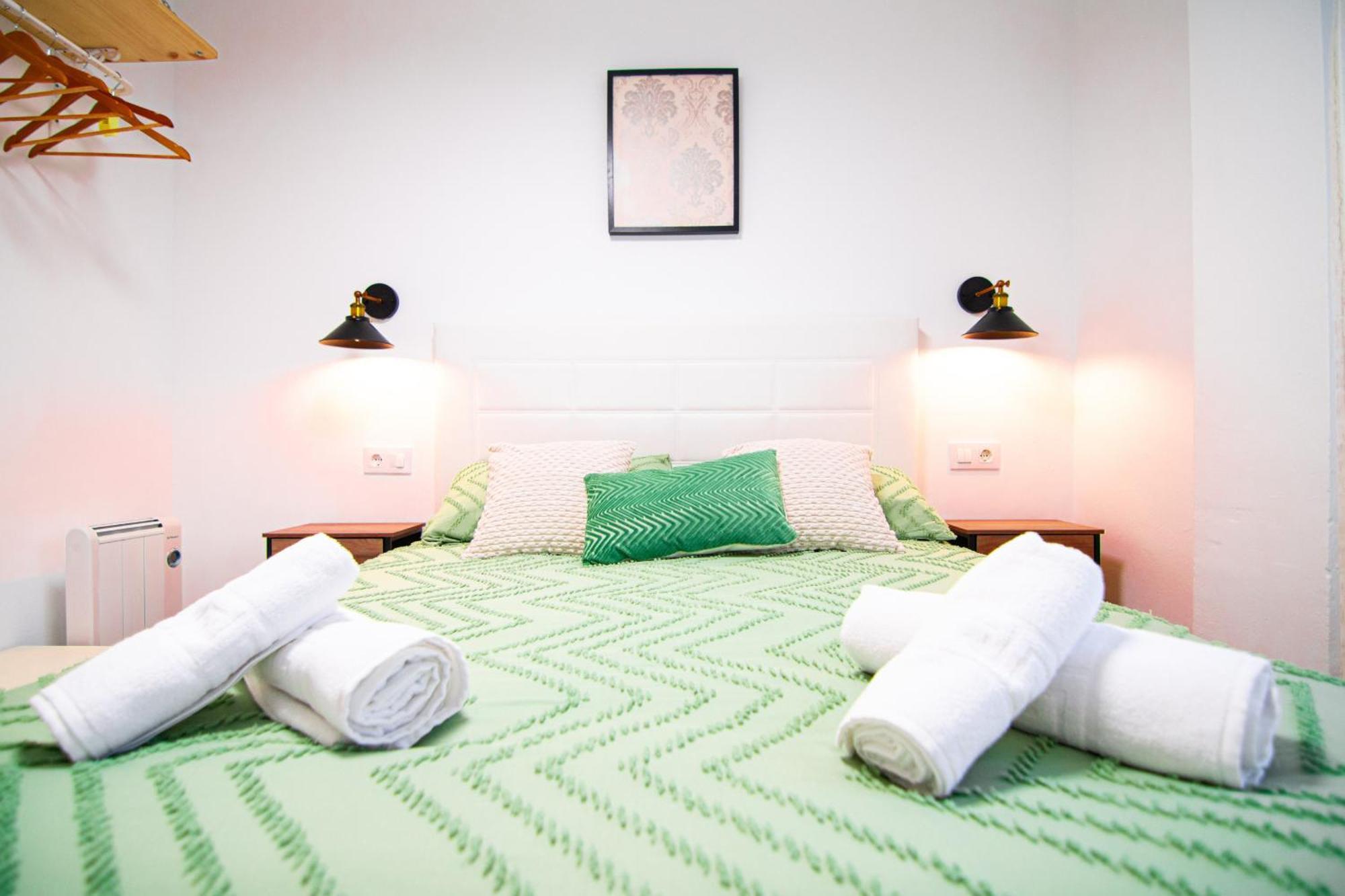 Edomus Playa Y Sol Boutique Apartment Seville Luaran gambar