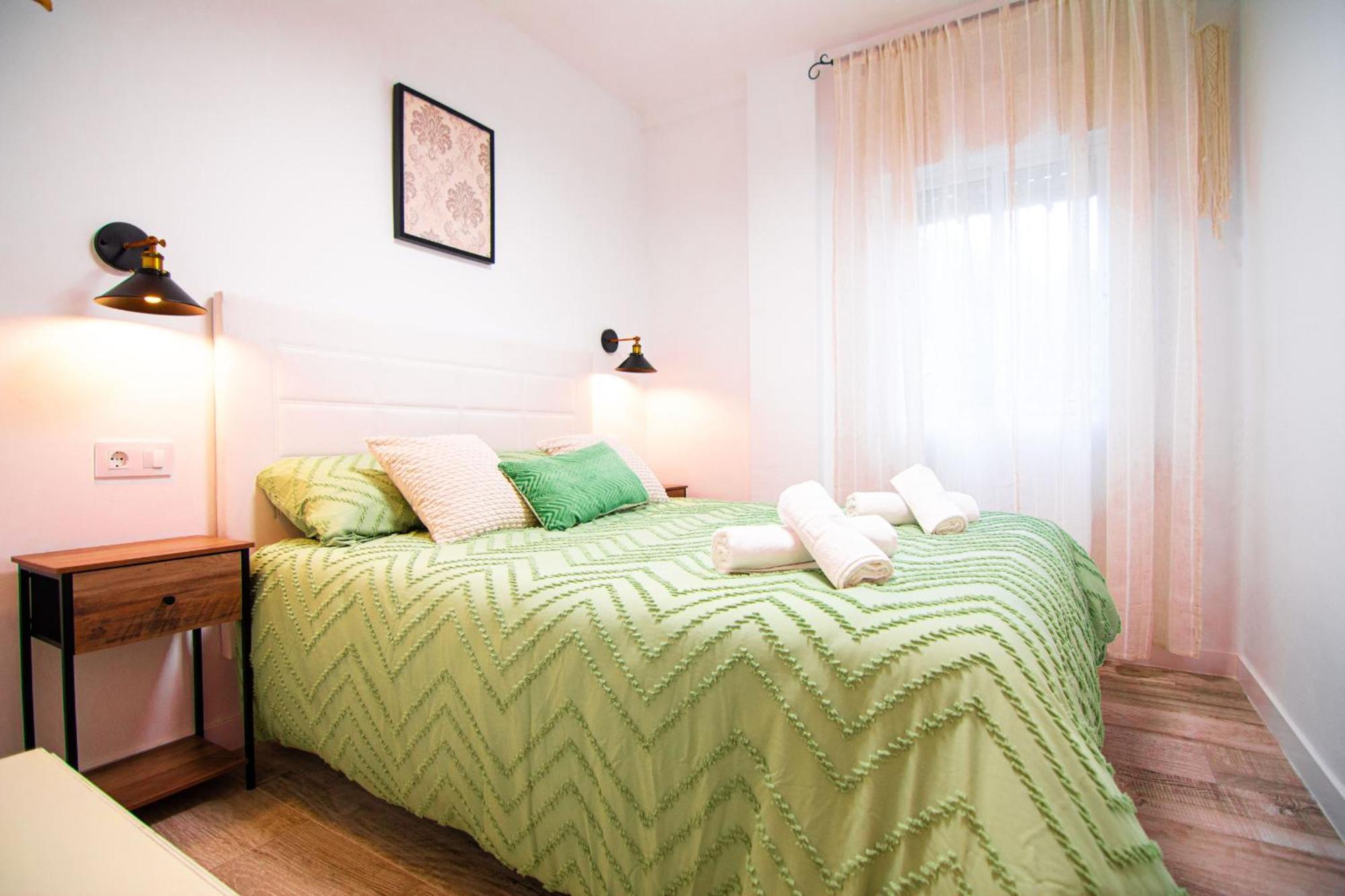 Edomus Playa Y Sol Boutique Apartment Seville Luaran gambar